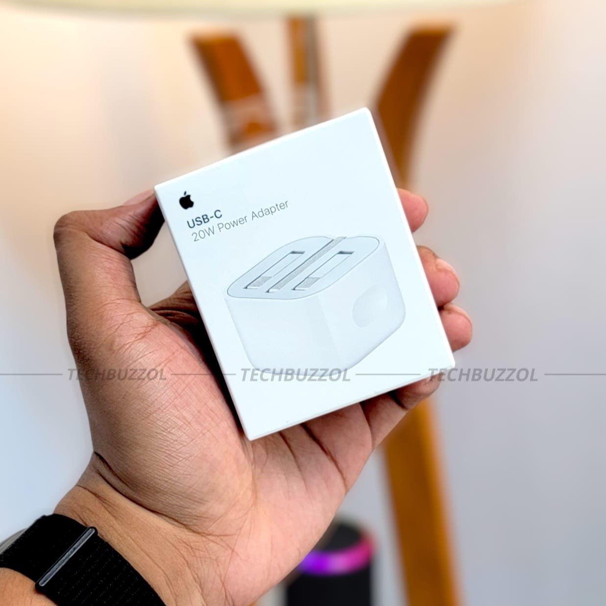 IMG-20250706-WA0025-1.jpg Pitaka 20W USB-C Power Adapter 3 Pin - Image 1