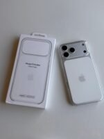 Apple 1.1 Original MagSafe with Camera Controller Sensor Transparent Case (100% Anti-Yellow) - Image 12